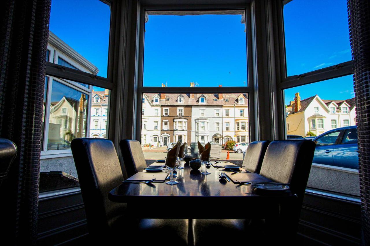 New Loretta Hotel Лландидно Экстерьер фото