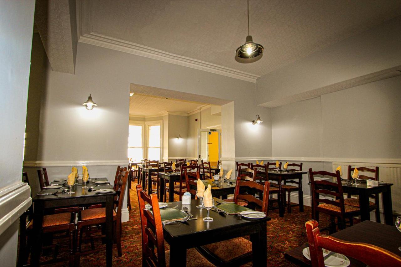 New Loretta Hotel Лландидно Экстерьер фото