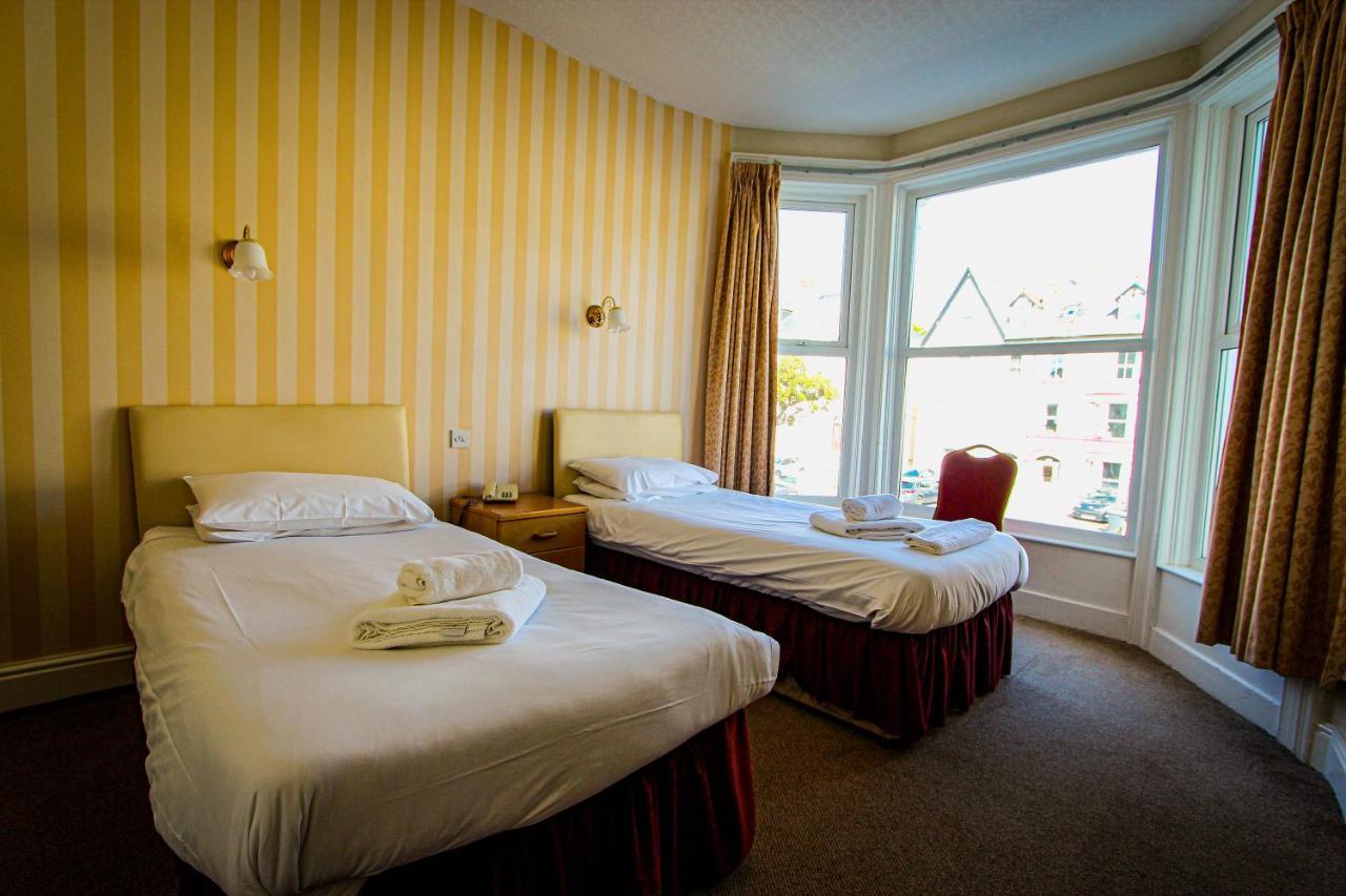 New Loretta Hotel Лландидно Экстерьер фото