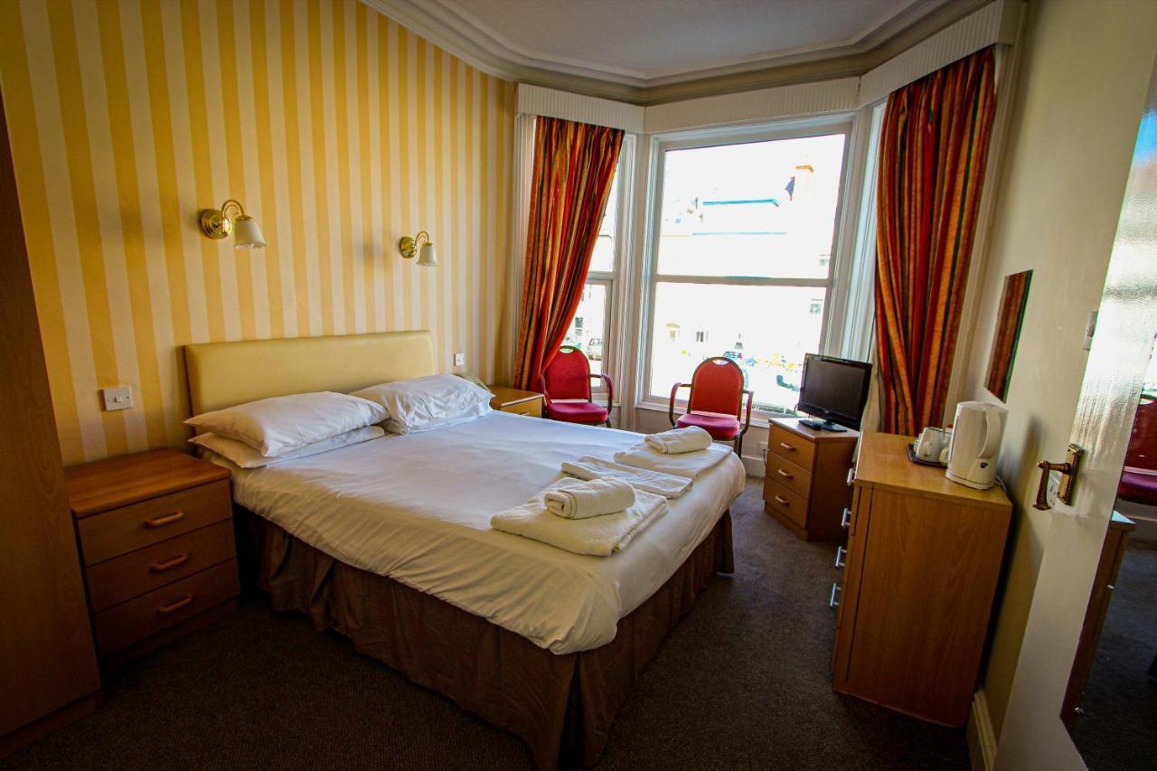 New Loretta Hotel Лландидно Экстерьер фото